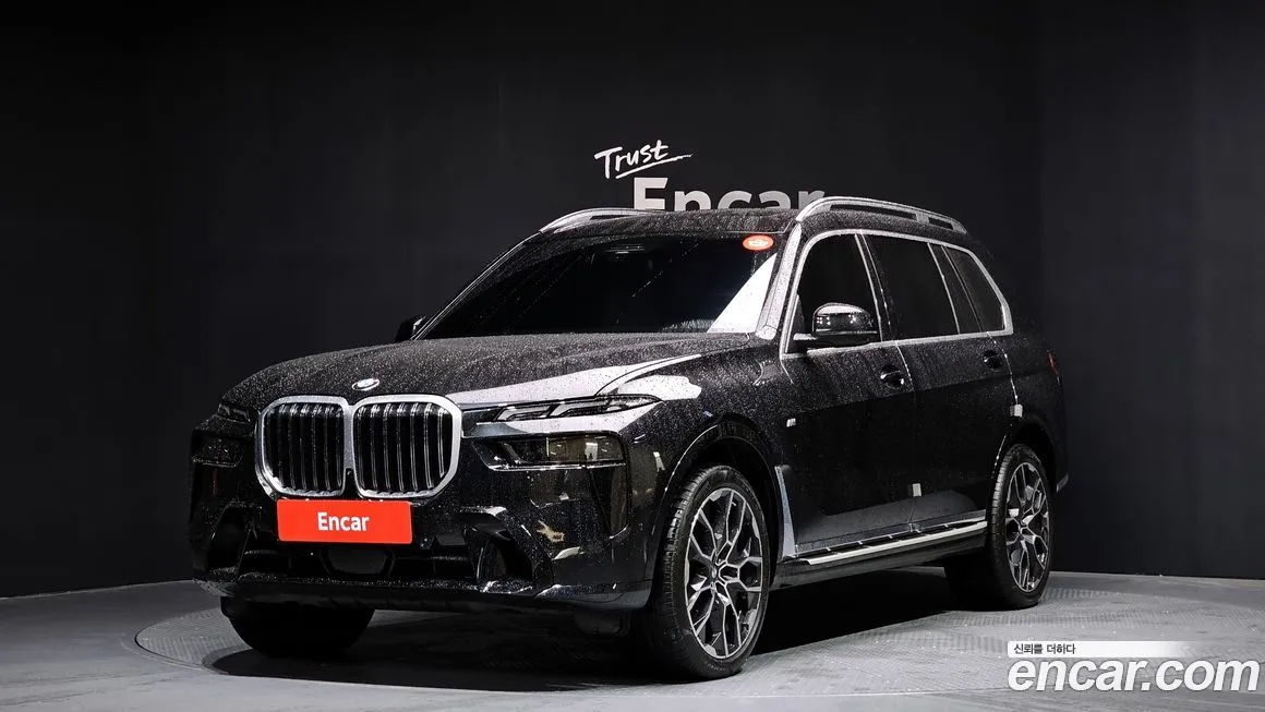 BMW X7 — фото 1