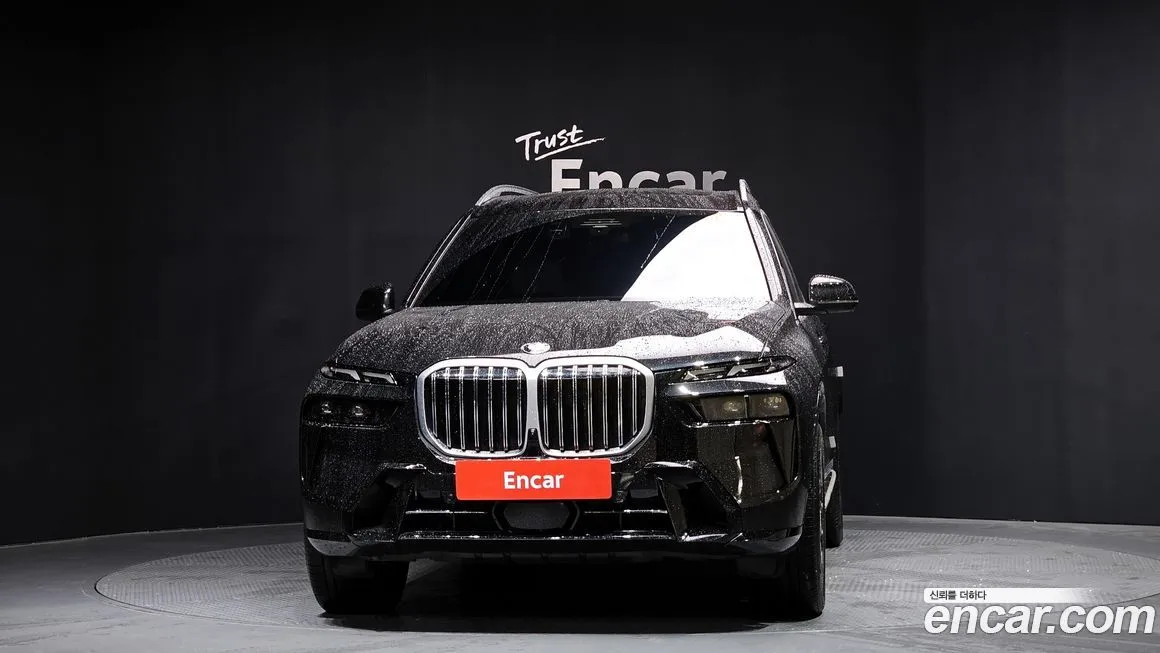 BMW X7 — фото 3