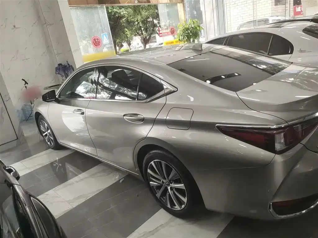 Lexus ES 2021 из CN, фото 5