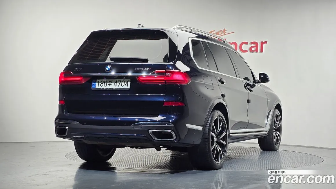 BMW X7 — фото 2
