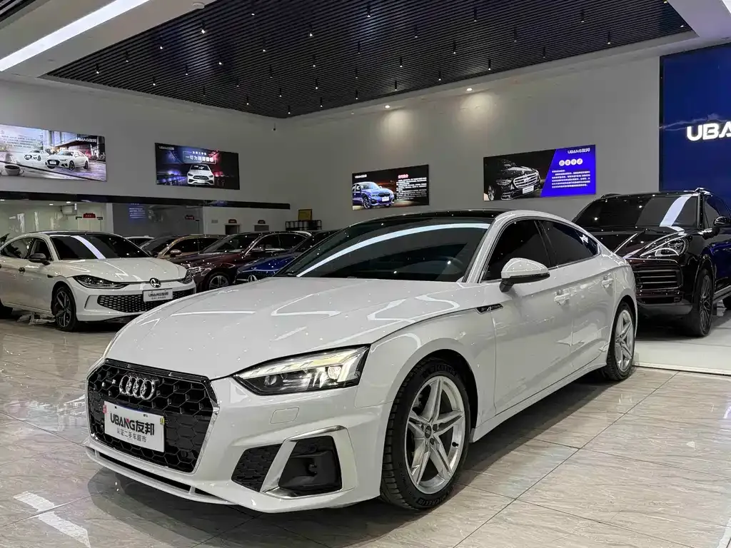 Audi A5 (Import) 2022 из CN, фото 1