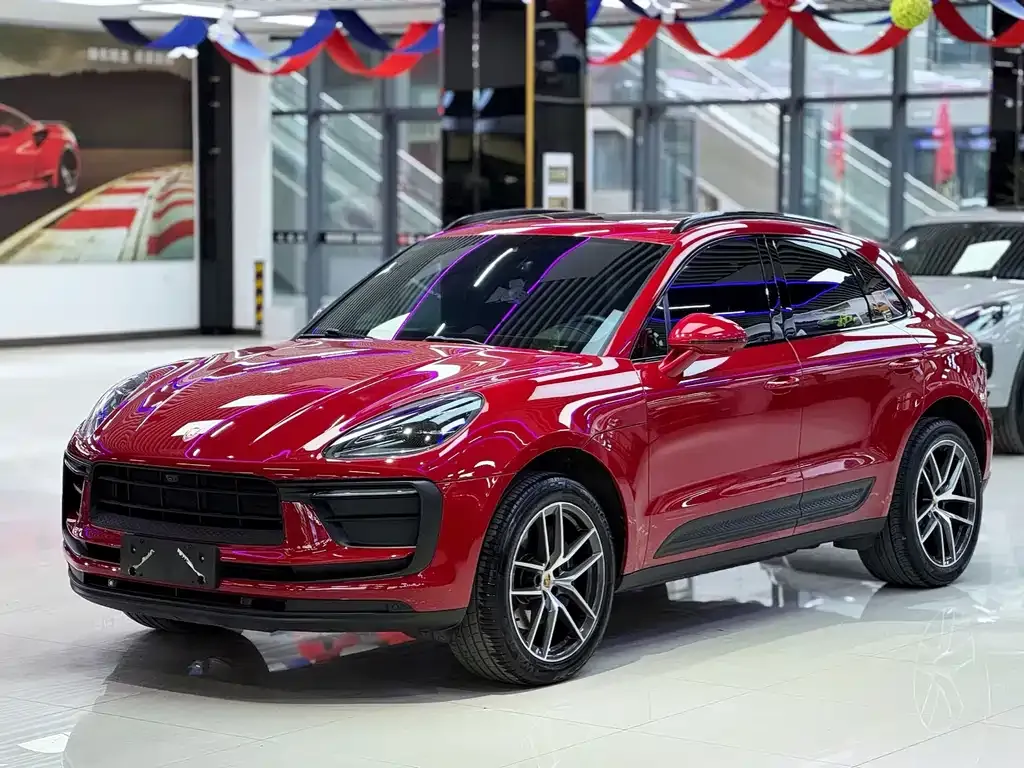 Porsche Macan — фото 1