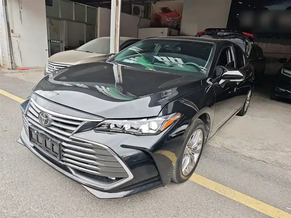 Toyota Avalon 2021 из CN, фото 2