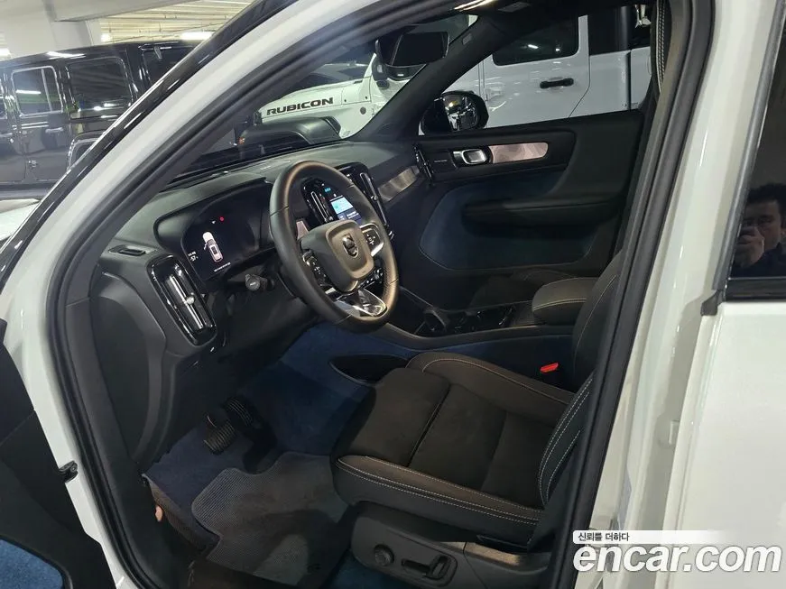 Volvo XC40 2024 из KR, фото 6