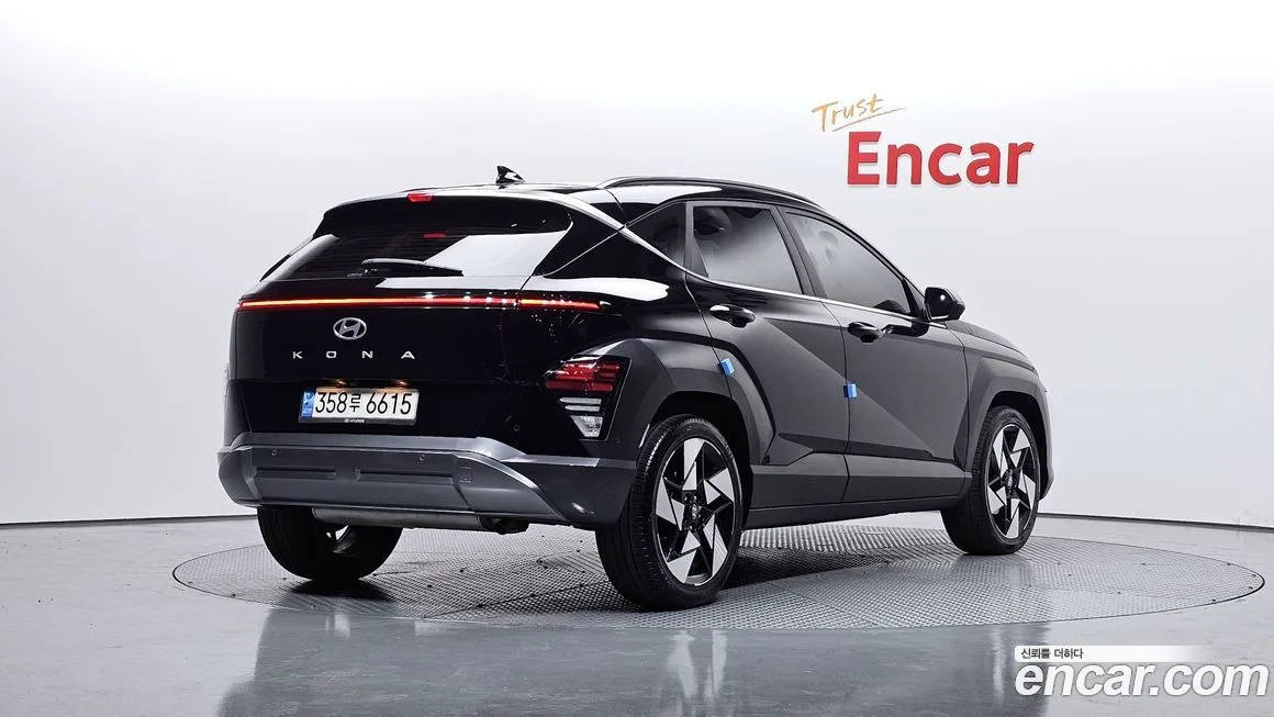 Hyundai Kona — фото 2