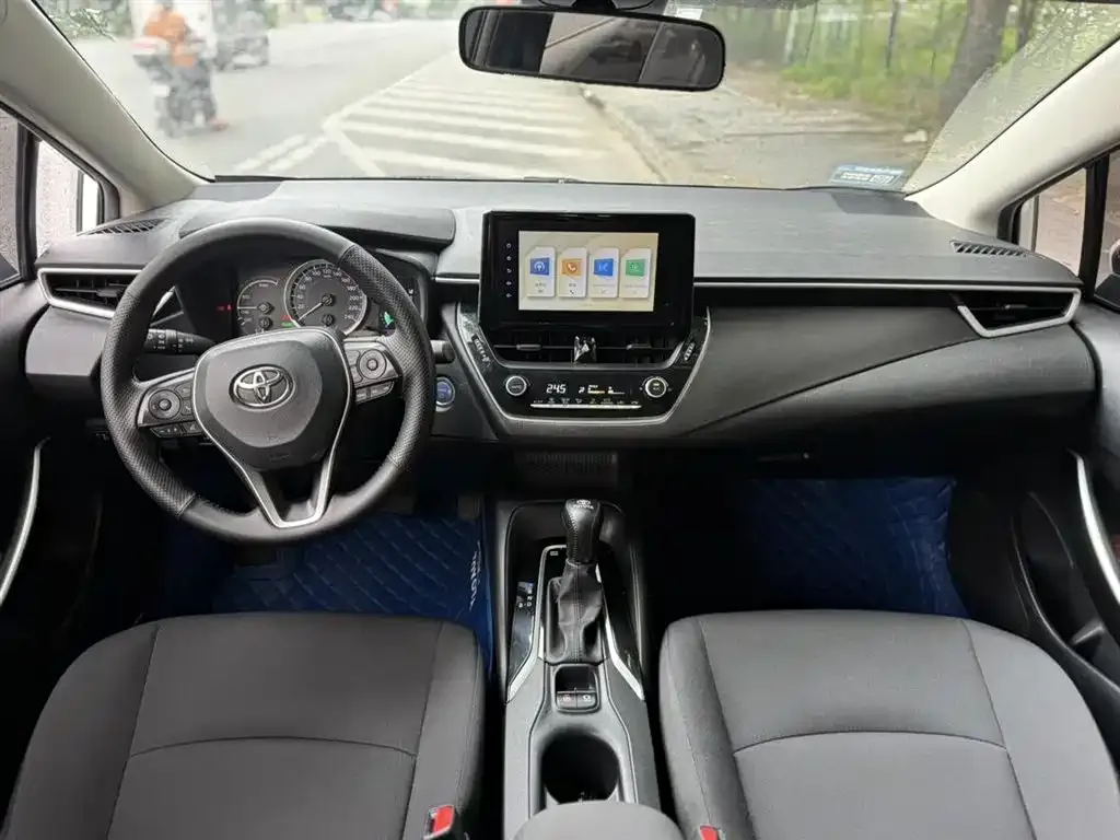 Toyota Corolla 2023 из CN, фото 4