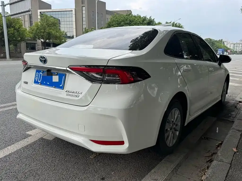 Toyota Corolla 2023 из CN, фото 5