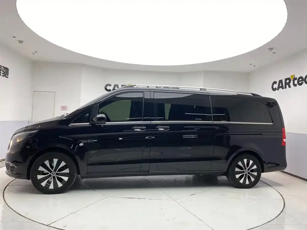 Mercedes-Benz Vito 2023 из CN, фото 9