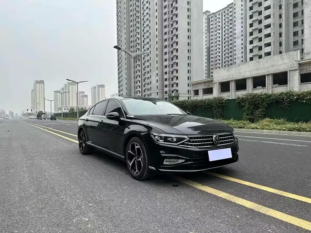 Volkswagen Magotan 2023 из CN, фото 3