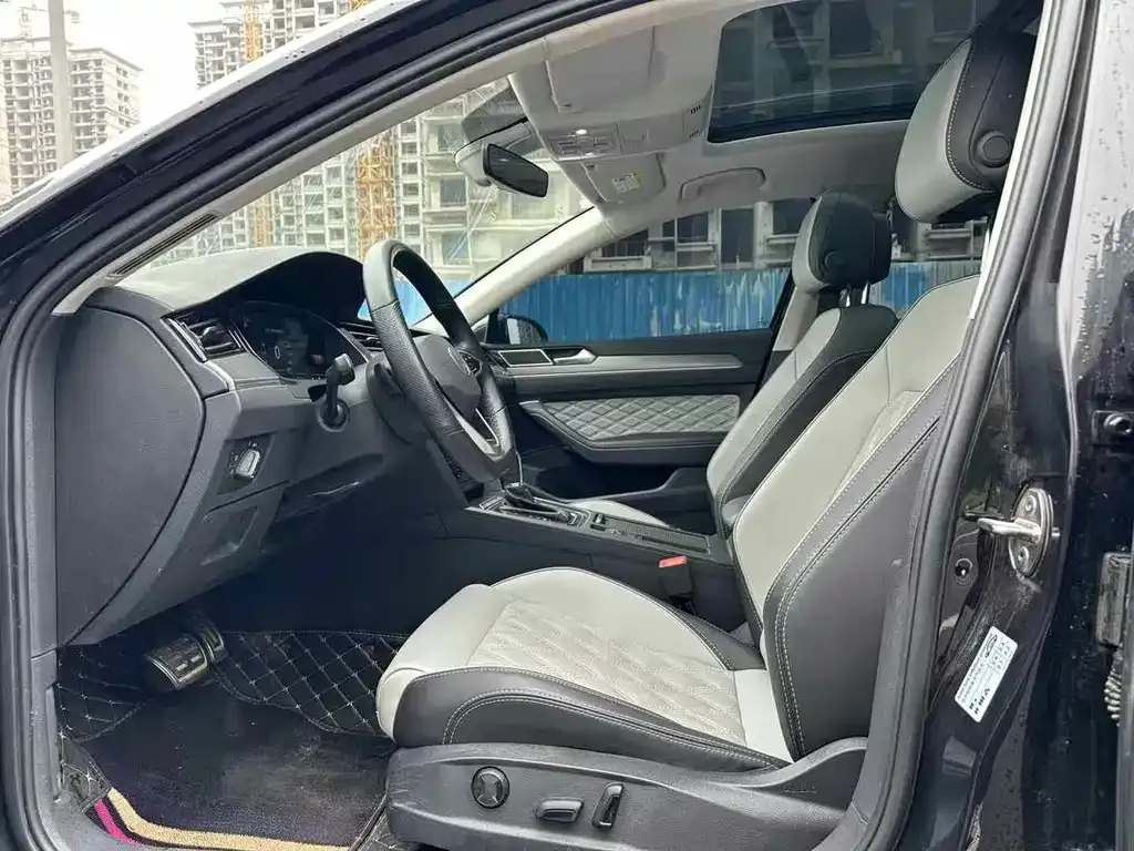 Volkswagen Magotan 2023 из CN, фото 4
