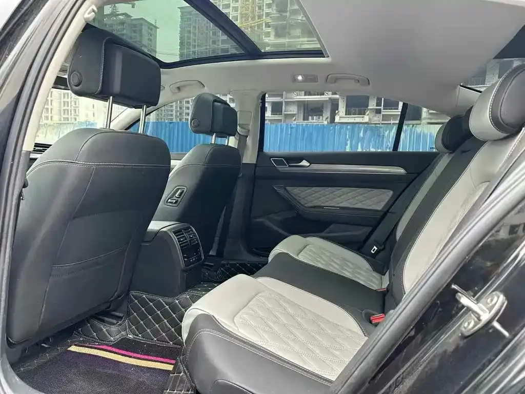 Volkswagen Magotan 2023 из CN, фото 6