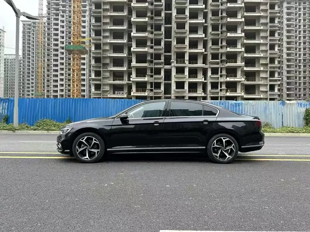 Volkswagen Magotan 2023 из CN, фото 8