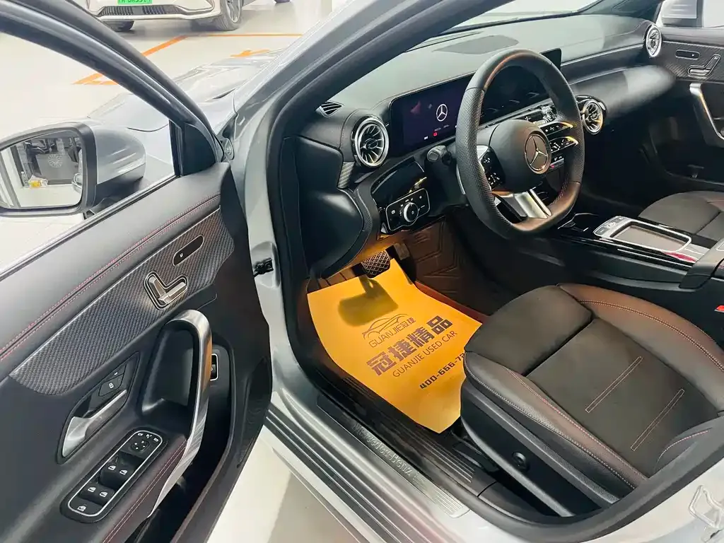 Mercedes-Benz A-Class 2024 из CN, фото 4