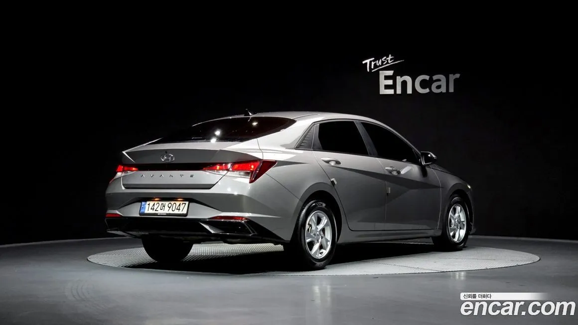 Hyundai AVANTE — фото 2
