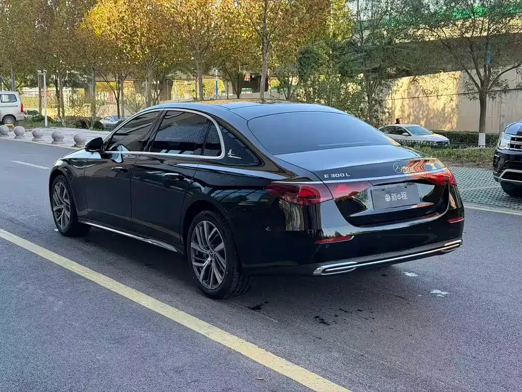 Mercedes-Benz E-Class 2025 из CN, фото 6