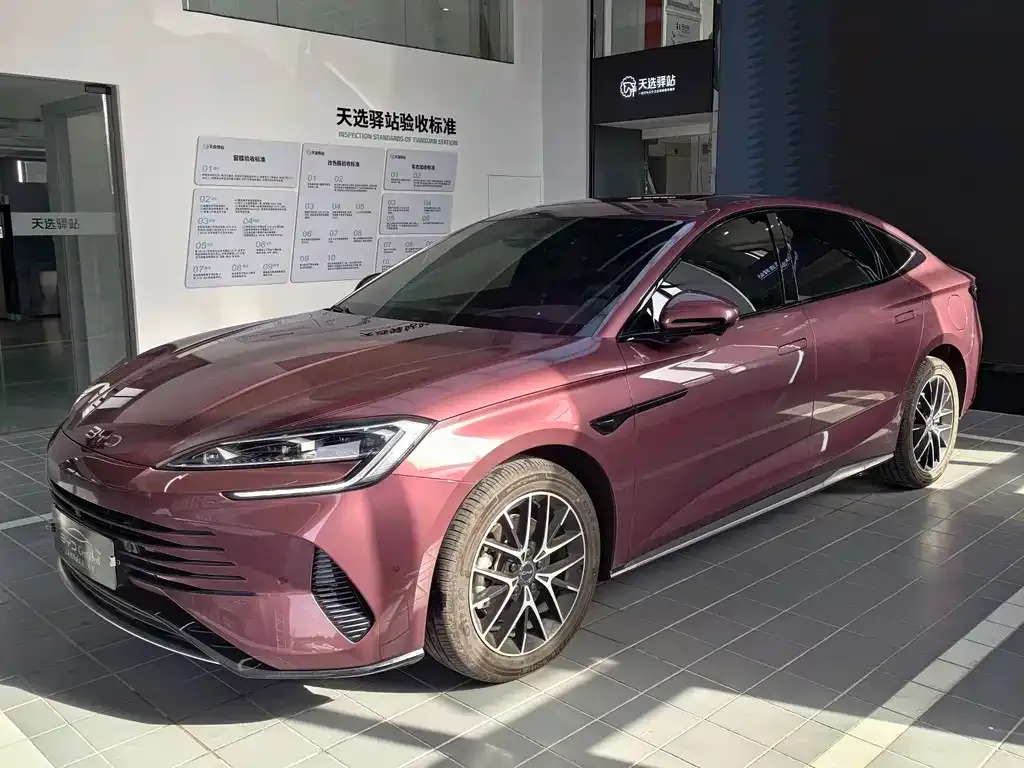 BYD Seal 07 DM-i 2025 из CN, фото 1