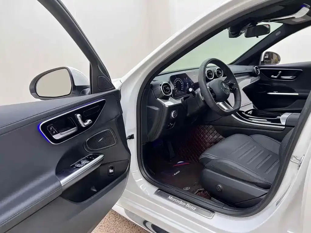 Mercedes-Benz C-Class 2023 из CN, фото 9