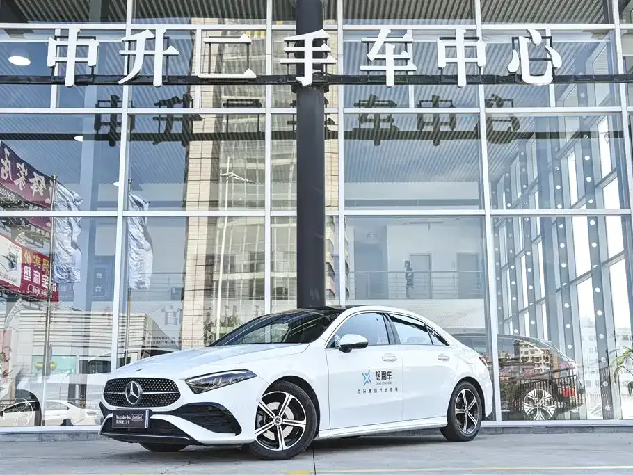 Mercedes-Benz A-Class 2023 из CN, фото 1