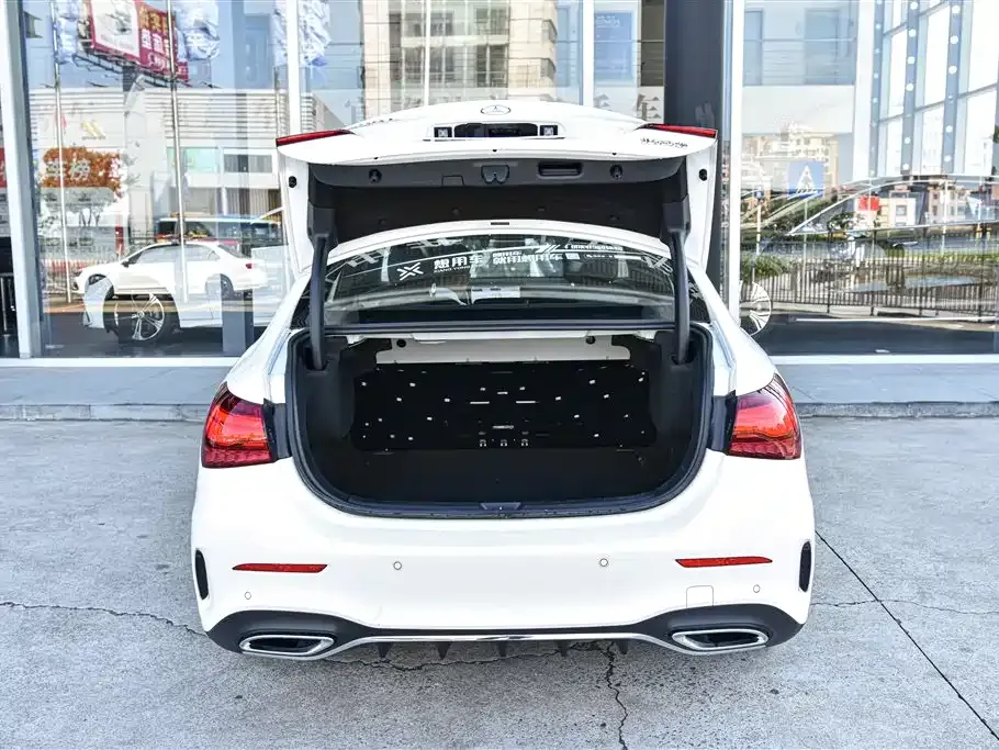Mercedes-Benz A-Class 2023 из CN, фото 10
