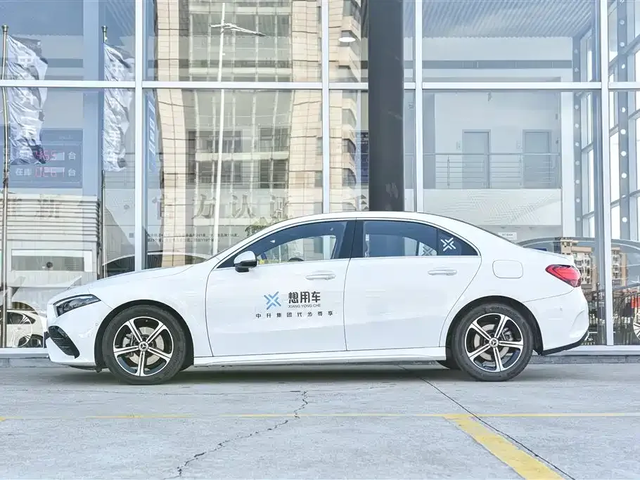 Mercedes-Benz A-Class 2023 из CN, фото 2