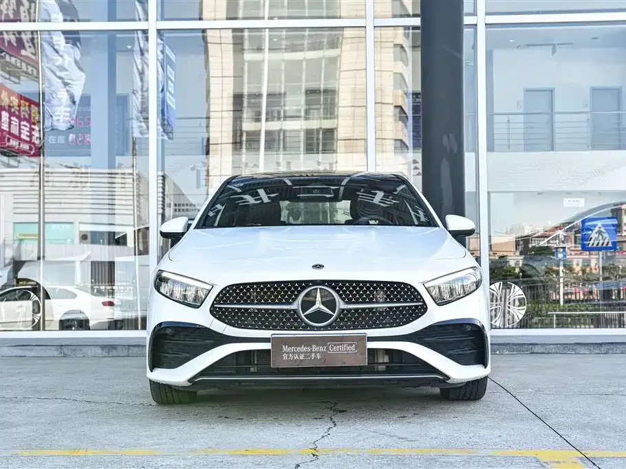 Mercedes-Benz A-Class 2023 из CN, фото 8