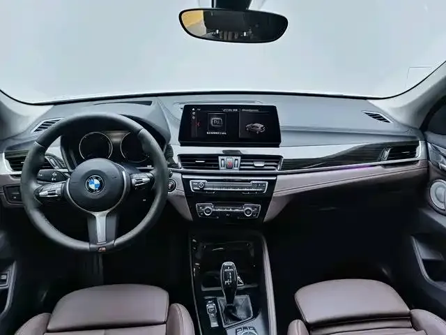 BMW X1 — фото 9