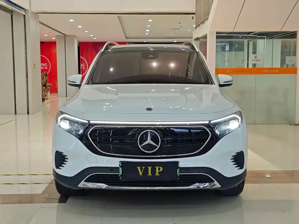 Mercedes-Benz EQB 2023 из CN, фото 1