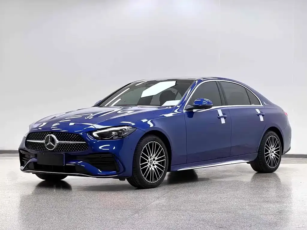 Mercedes-Benz C-Class — фото 1