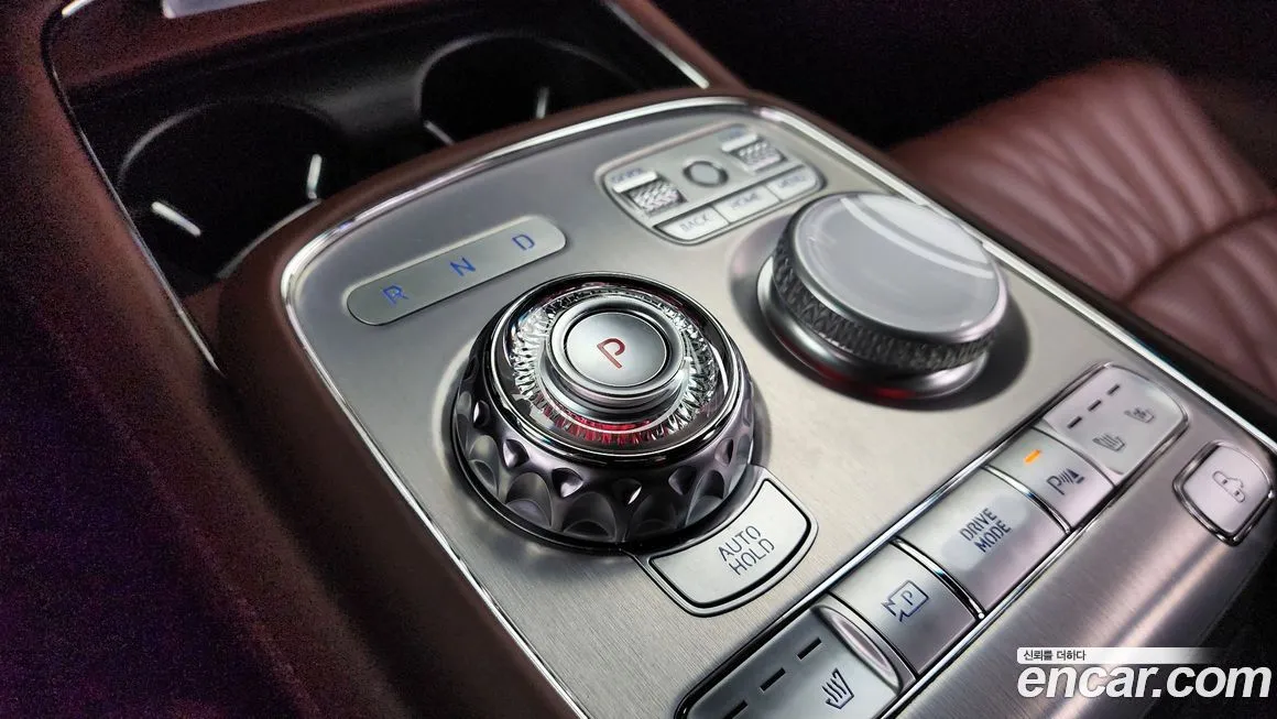 Genesis G90 — фото 9