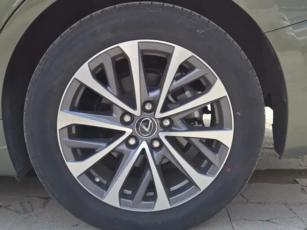 Lexus ES 2023 из CN, фото 3