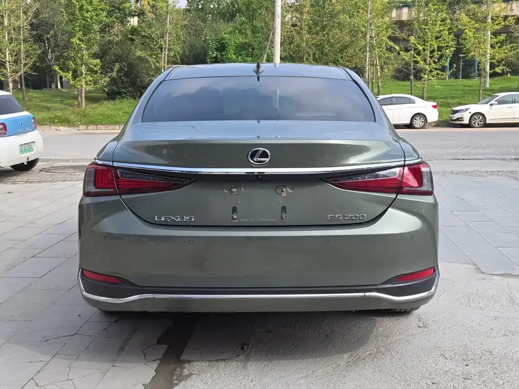 Lexus ES 2023 из CN, фото 9