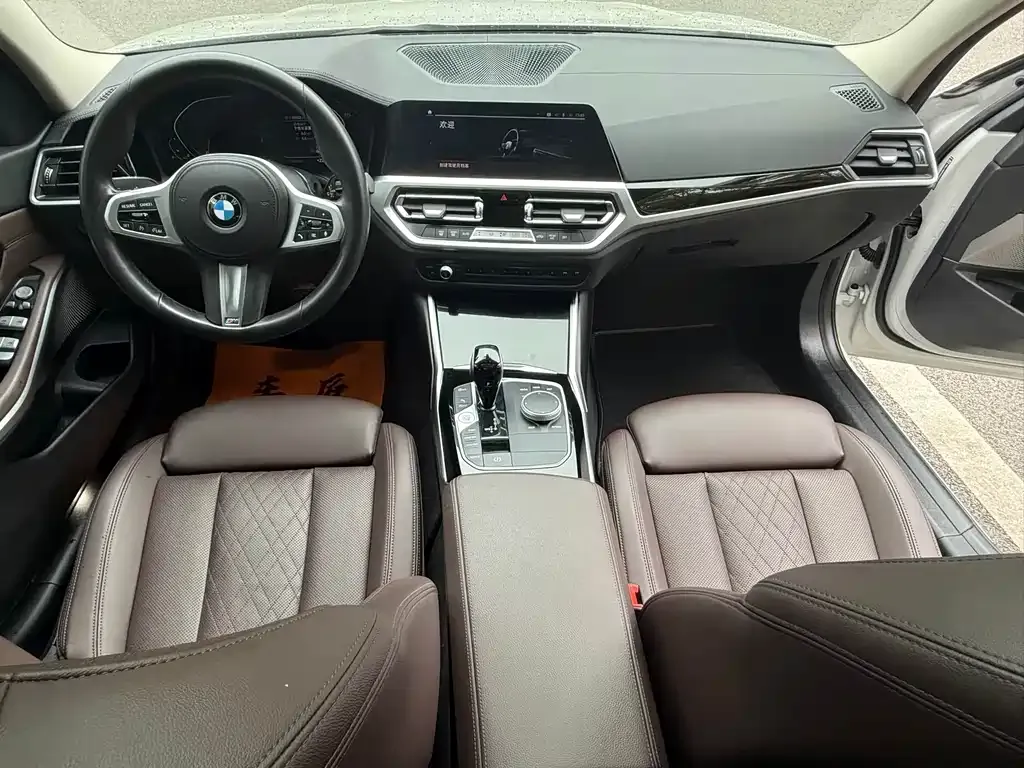 BMW 3 Series 2022 из CN, фото 4