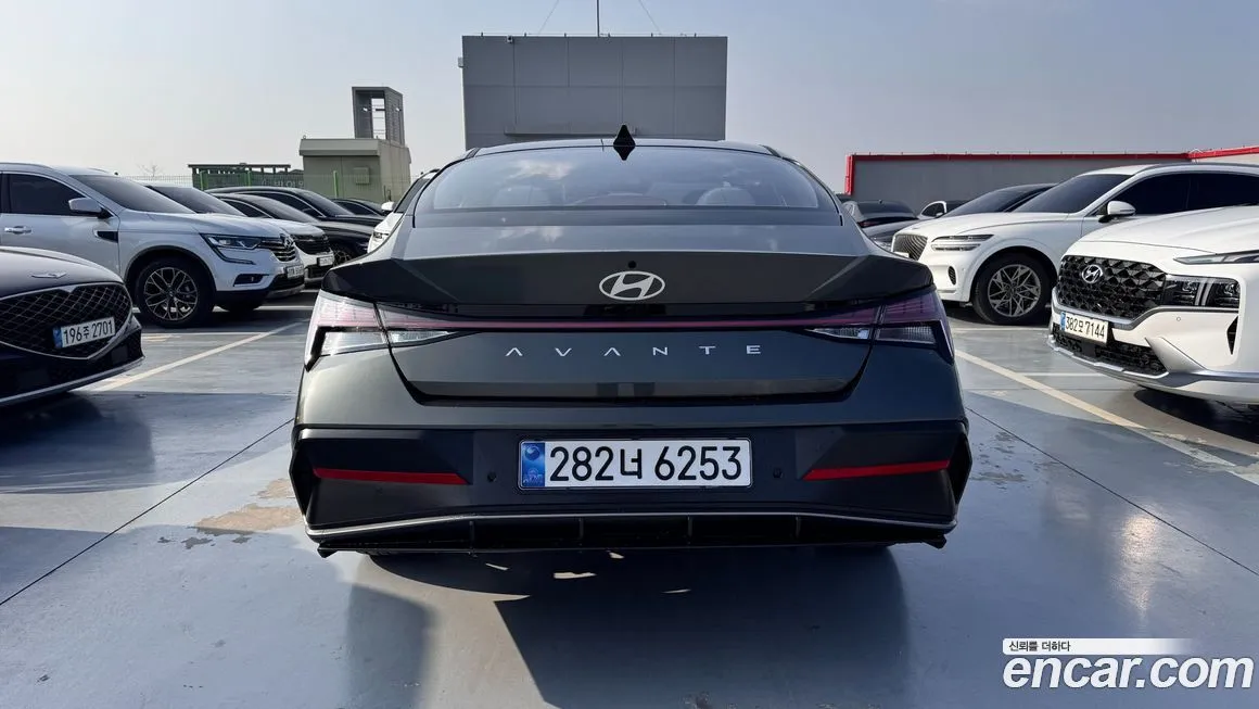 Hyundai AVANTE — фото 4