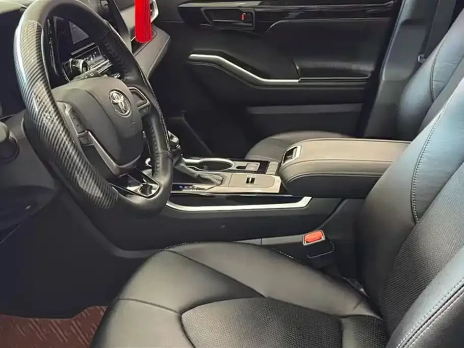 Toyota Highlander 2023 из CN, фото 9