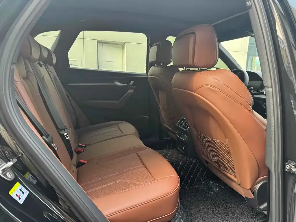 Audi Q5L 2024 из CN, фото 6