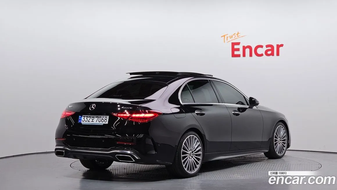 Mercedes-Benz C-Class 2023 из KR, фото 2