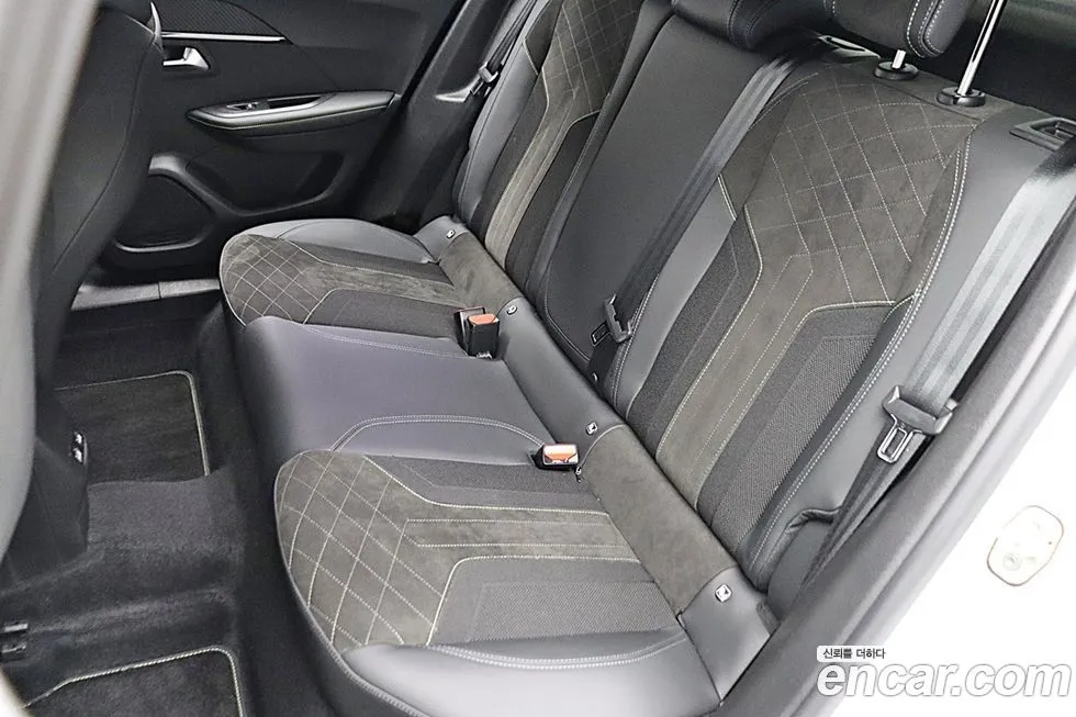 Peugeot 2008 2021 из KR, фото 10