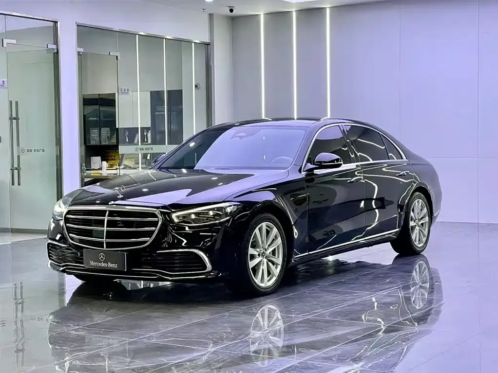 Mercedes-Benz S-Class — фото 1