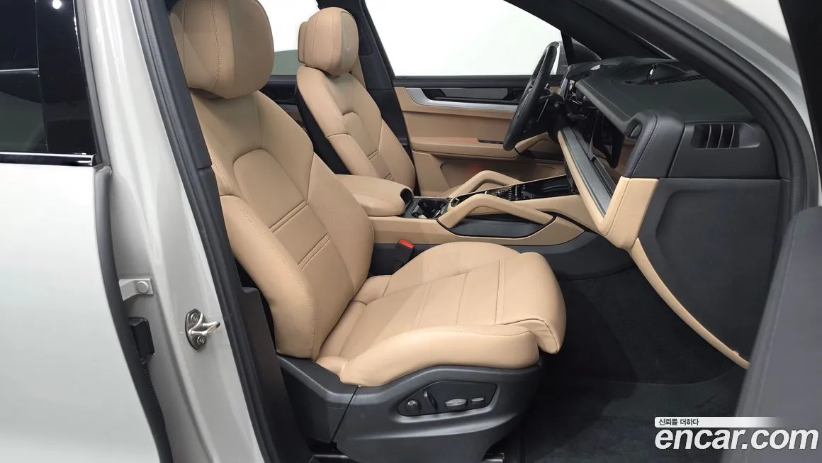 Porsche Cayenne 2024 из KR, фото 10