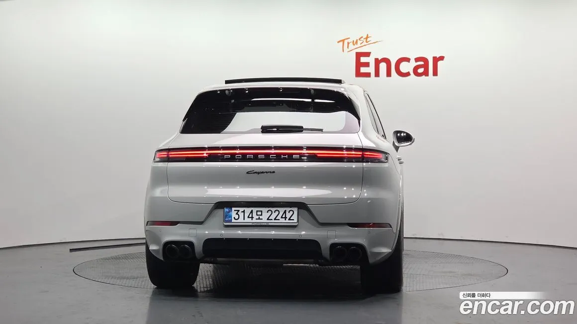 Porsche Cayenne 2024 из KR, фото 4