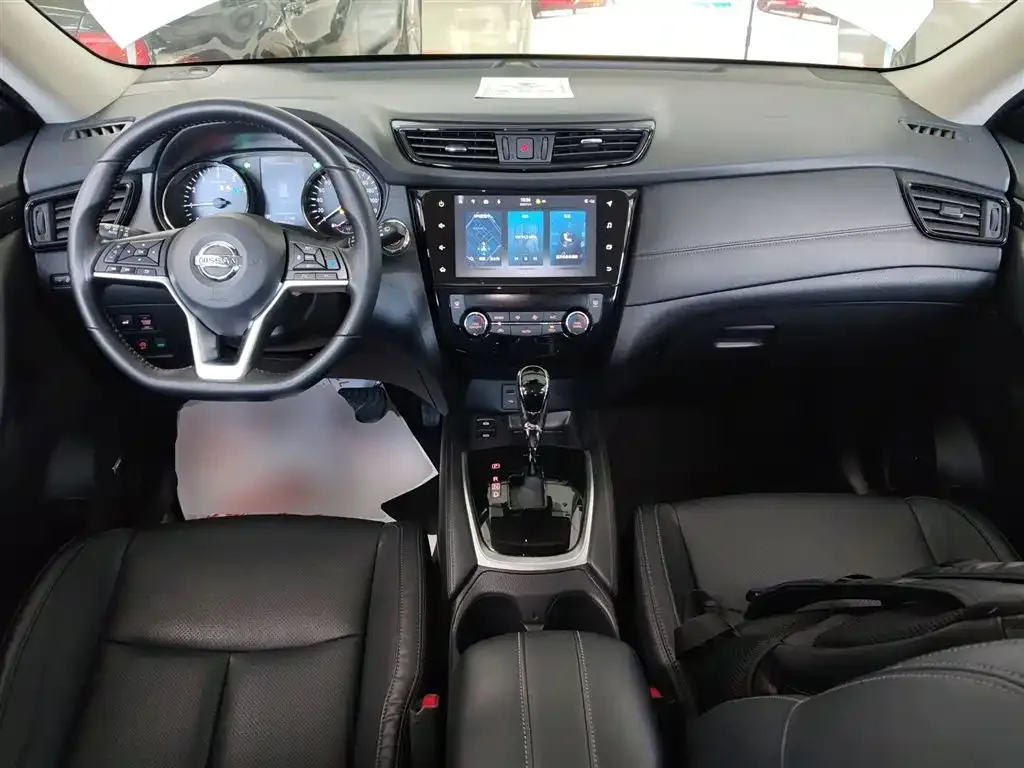 Nissan X-Trail — фото 10