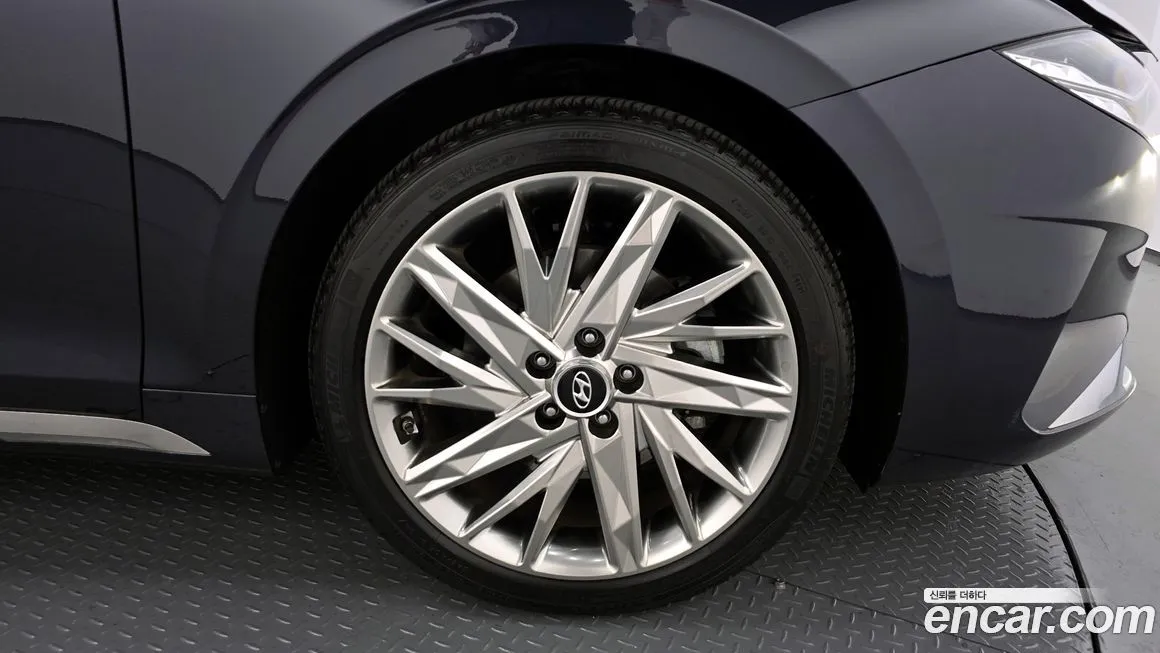 Hyundai Grandeur 2022 из KR, фото 5