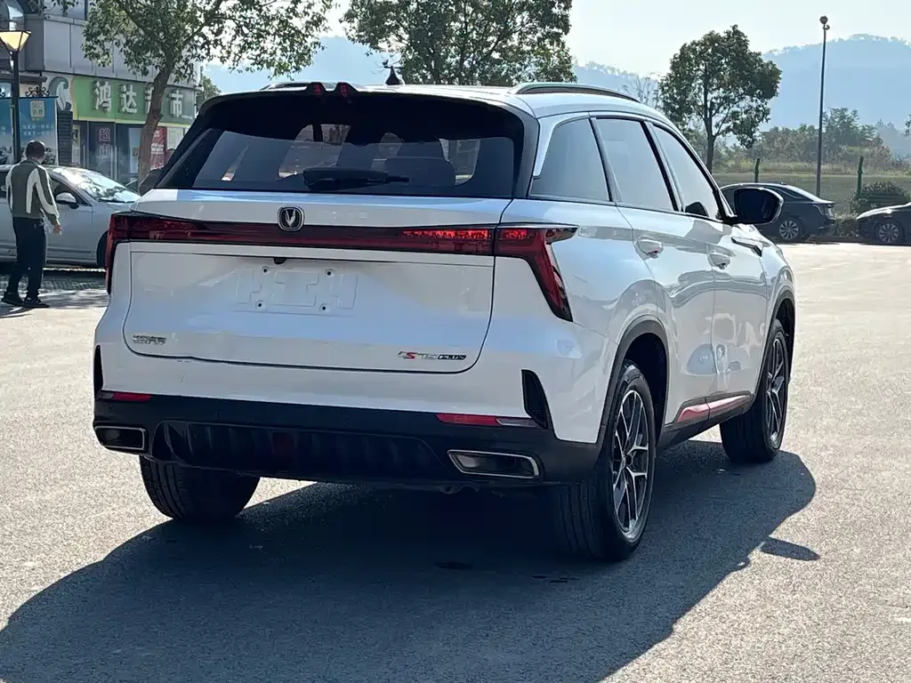 Changan CS75PLUS 2022 из CN, фото 4