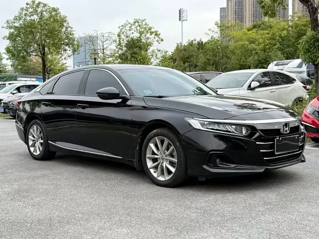 Honda Accord — фото 3