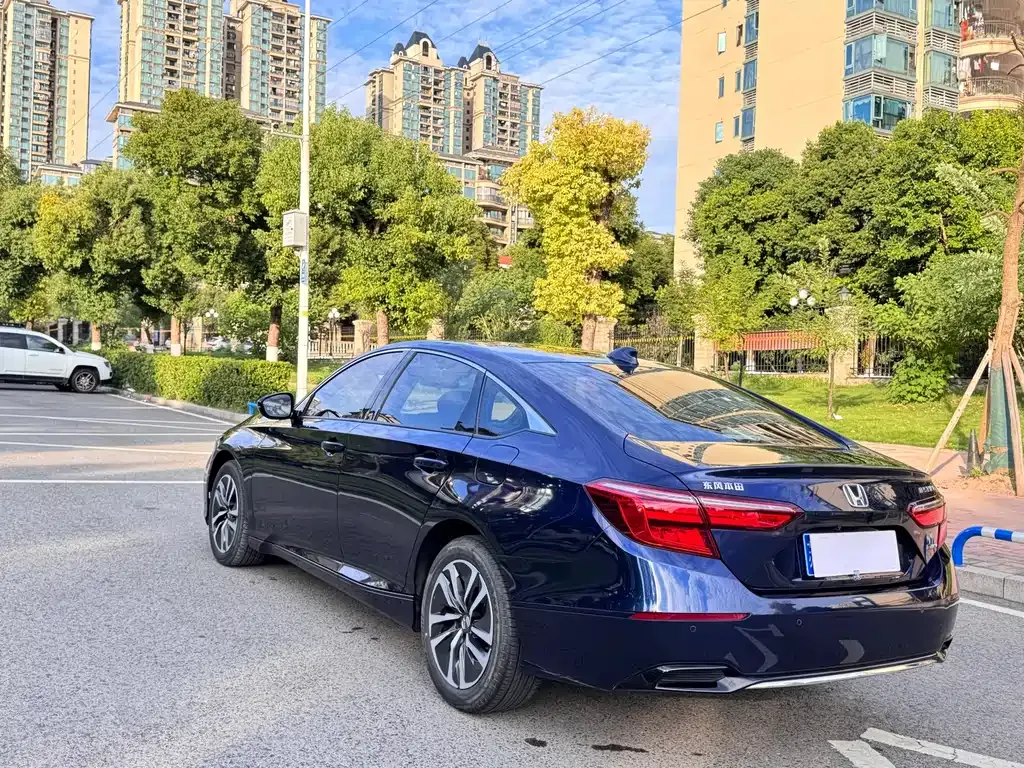Honda Inspire — фото 7