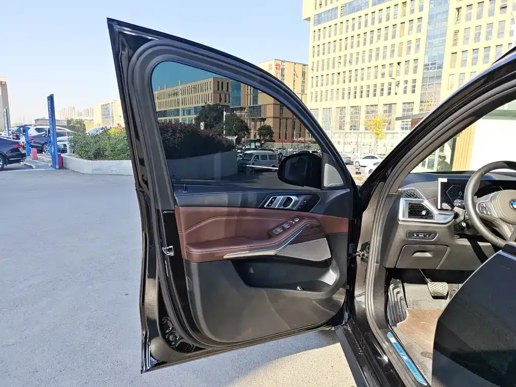 BMW X5 2025 из CN, фото 10