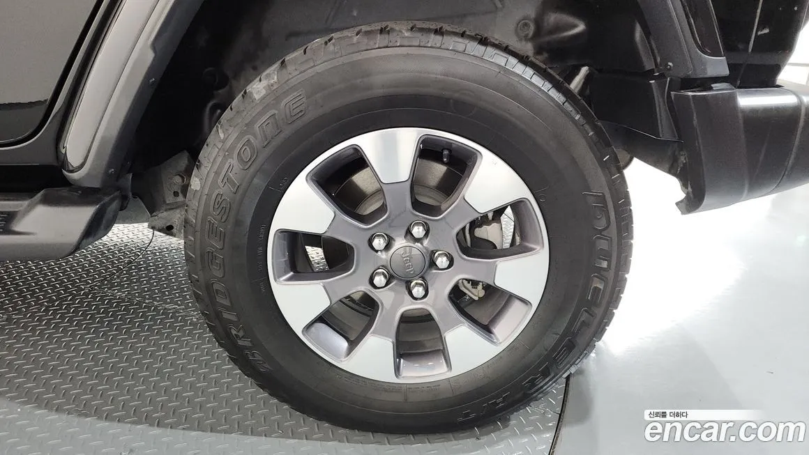 Jeep Wrangler 2021 из KR, фото 5