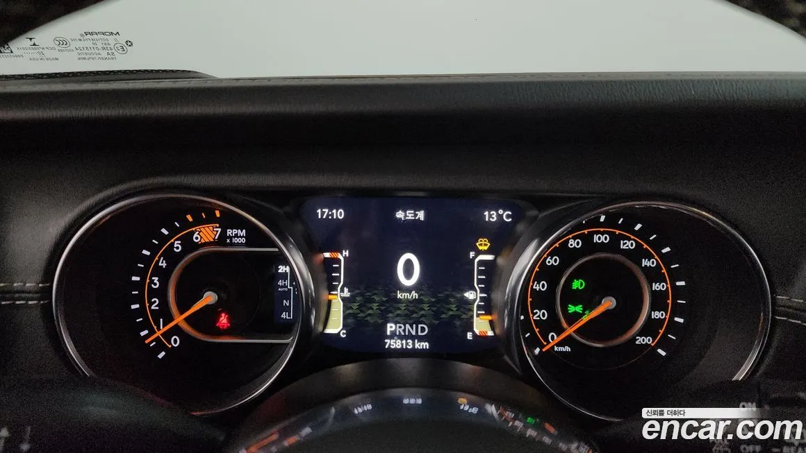 Jeep Wrangler 2021 из KR, фото 8
