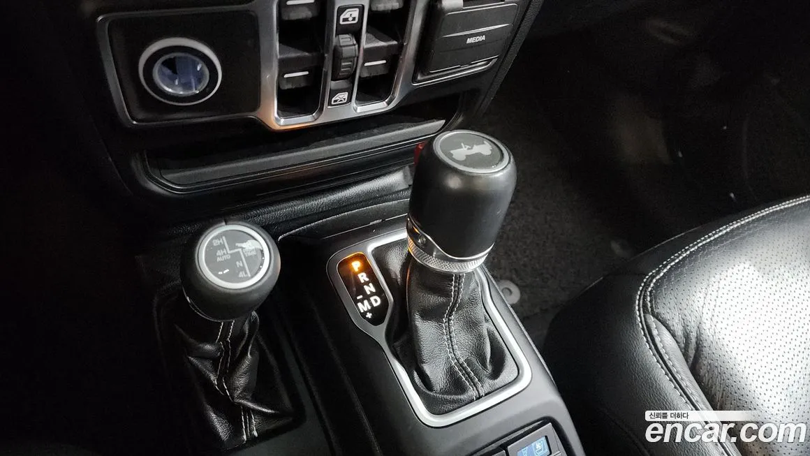 Jeep Wrangler 2021 из KR, фото 9