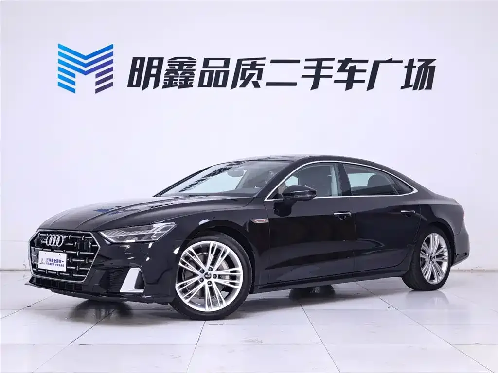Audi A7L — фото 2
